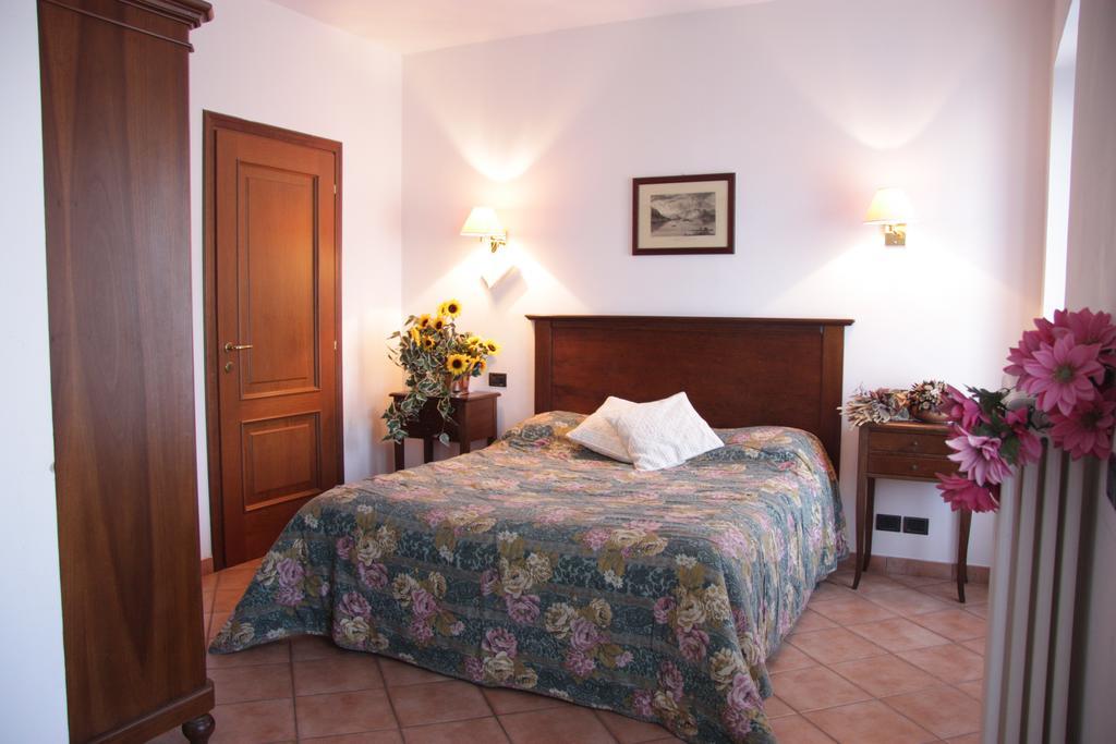 Hotel La Locanda Stresa Zimmer foto